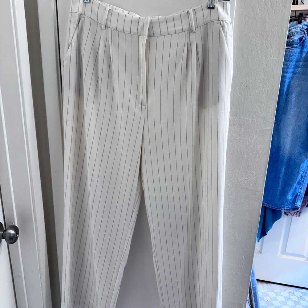 NWOT Autres Filles Cream Pinstripe Tailored Pants